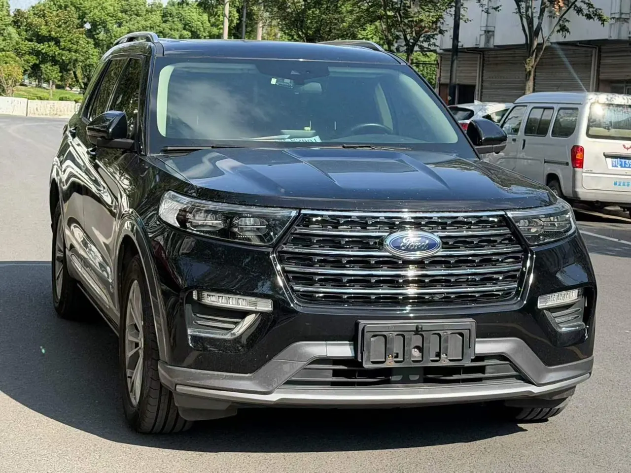 Ford 2020 Explorer 2.3T EcoBoost 285 Four-wheel Drive Fashion Edition 6-seat Automatic Gear 3