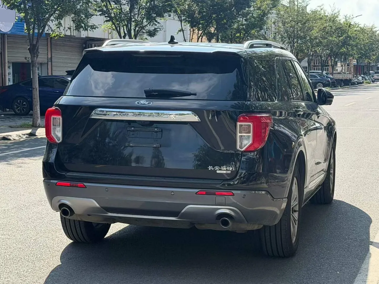 Ford 2020 Explorer 2.3T EcoBoost 285 Four-wheel Drive Fashion Edition 6-seat Automatic Gear 5