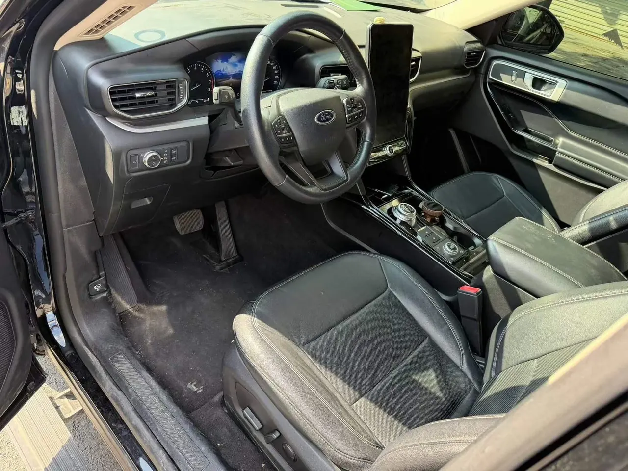 Ford 2020 Explorer 2.3T EcoBoost 285 Four-wheel Drive Fashion Edition 6-seat Automatic Gear 8