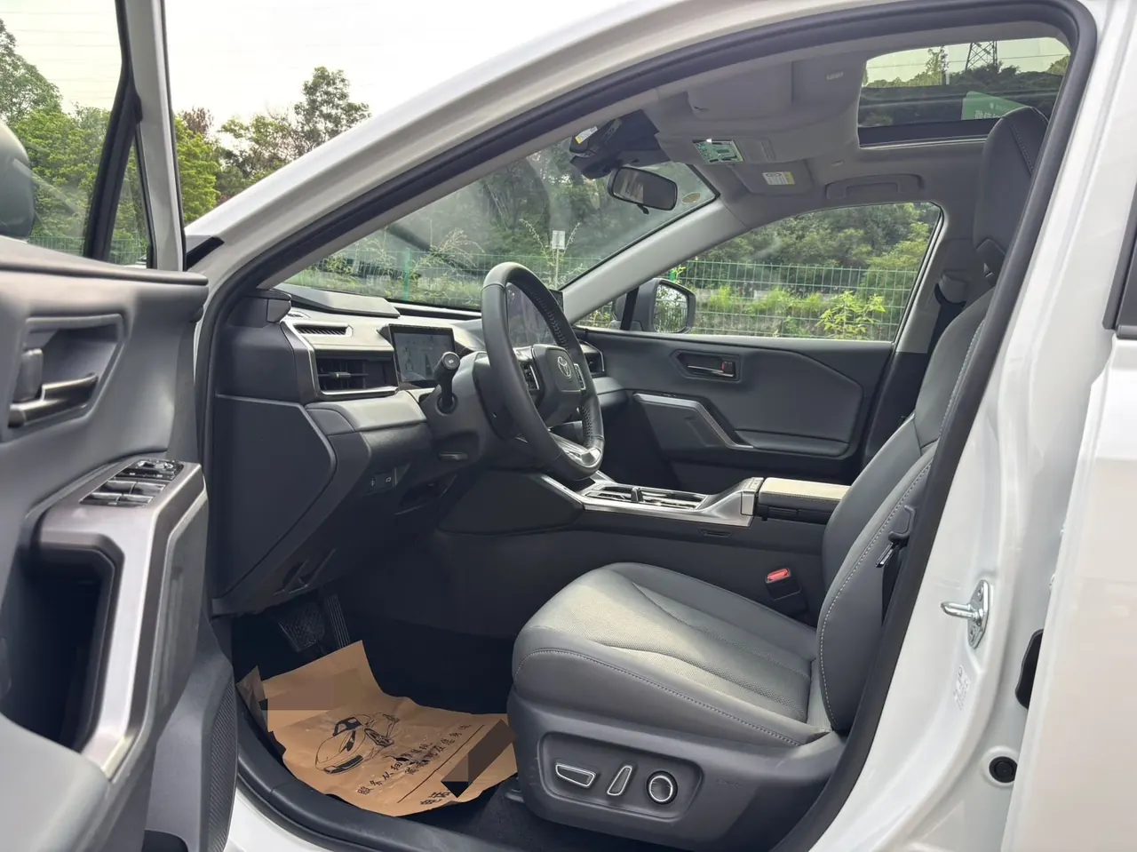 Toyota 2026 Weilanda Dual Engine 2.0 Stepless Intelligent Electric Hybrid PRO Automatic Gear 4