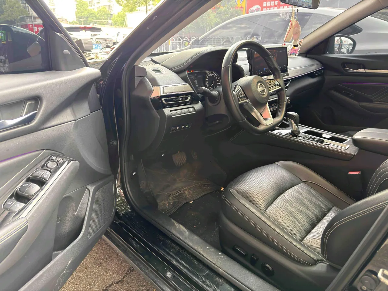 Nissan 2022 Teana 2.0 stepless XL-Upr premium version automatic gear 3