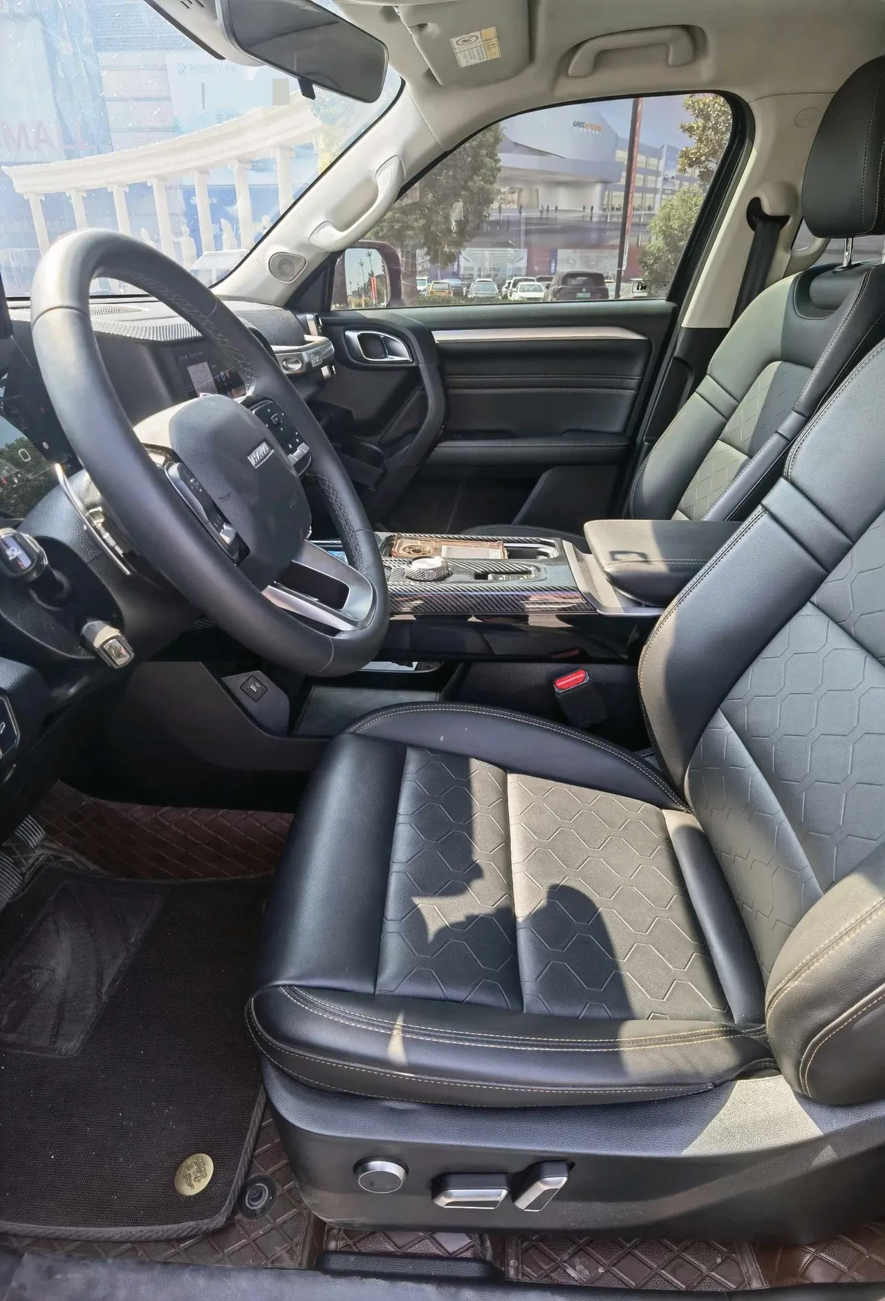 Haval 2022 big dogs 1.5T two-wheel-drive border animal husbandry version automatic gear 3