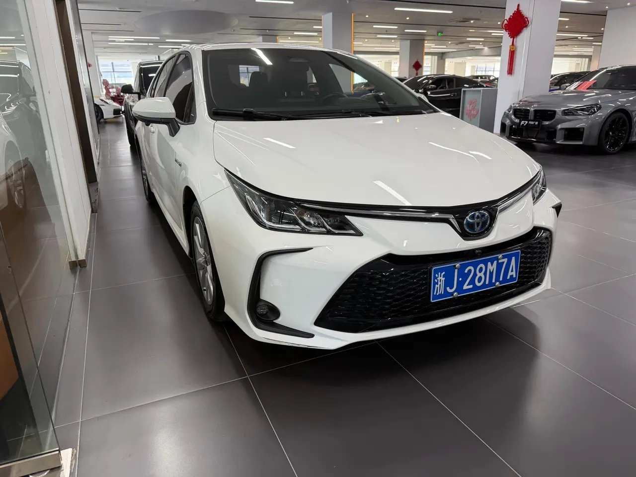 Toyota 2023 Corolla Double Engine 1.8 Stepless Intelligent Electric Hybrid Elite Automatic Gear 3