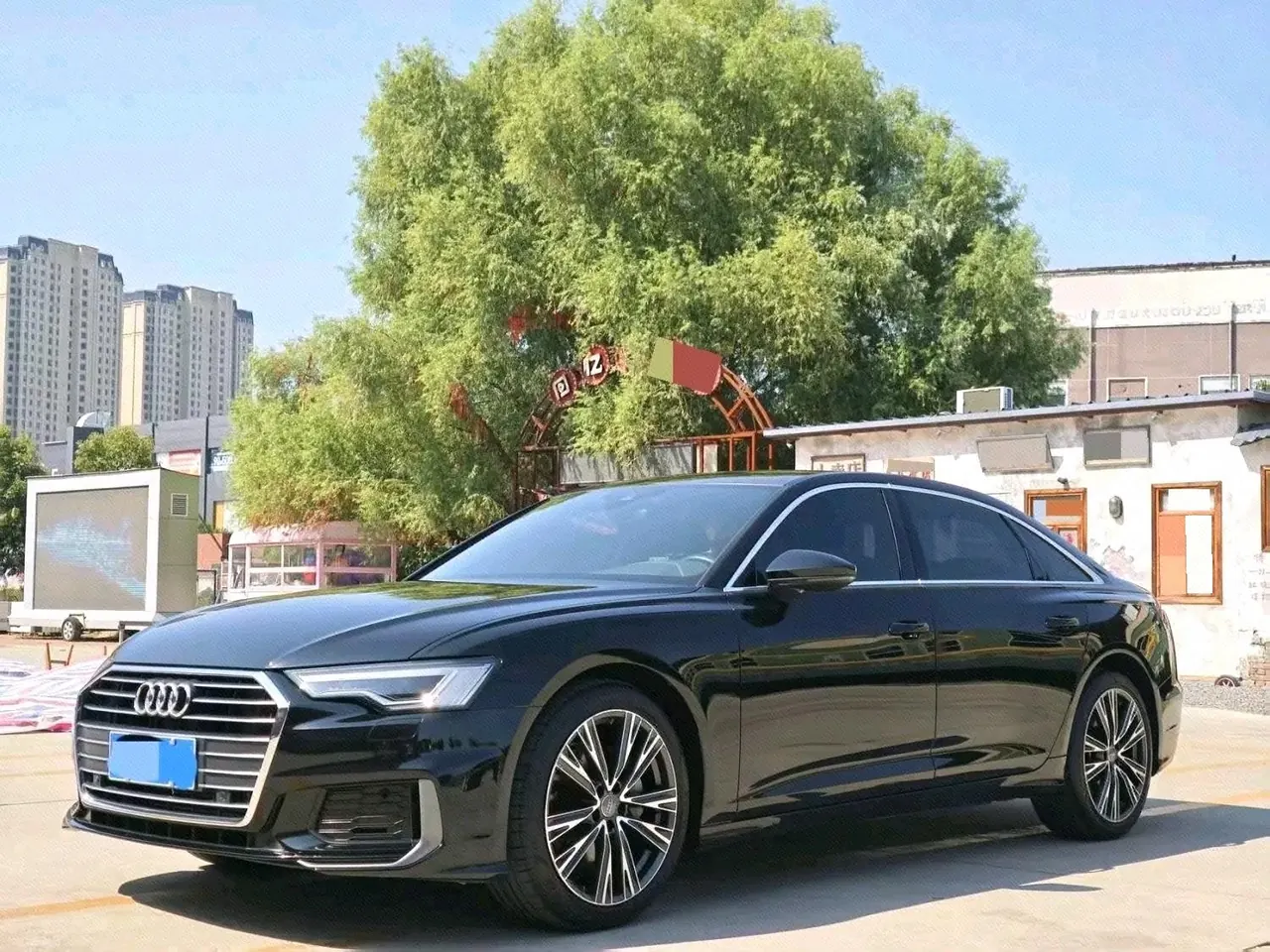Audi 2021 A6L 2.0TFSI 40TFSI Deluxe Dynamic Automatic - View 1