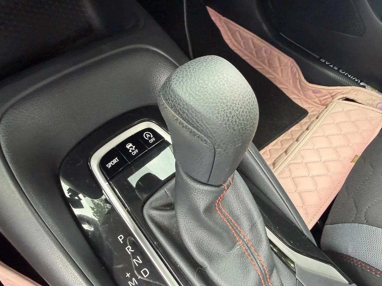 Toyota 2021 corolla 1.2T stepless elite PLUS version of automatic gear 10