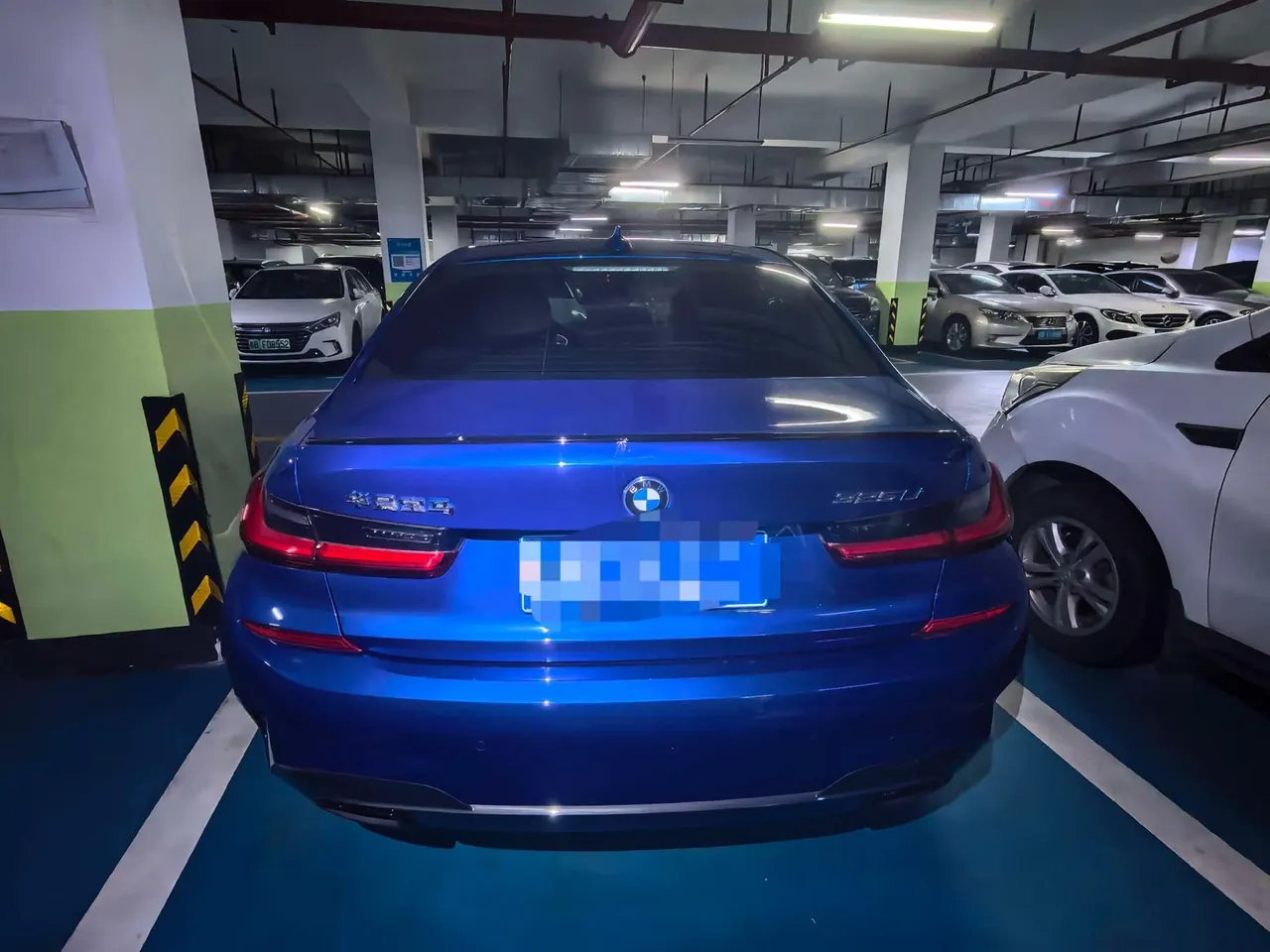 BMW 3 Series 2020 325Li 2.0T First Edition Automatic Gear 5