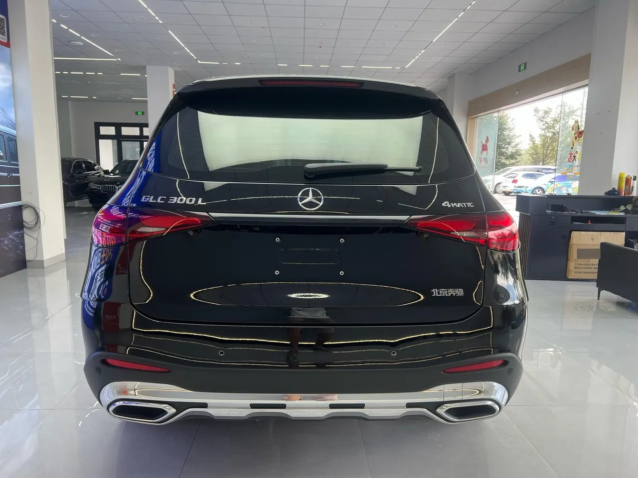 Mercedes Benz 2025 GLC 300 L 4MATIC 48V 2.0T Luxury 5-seat Automatic Gear 5