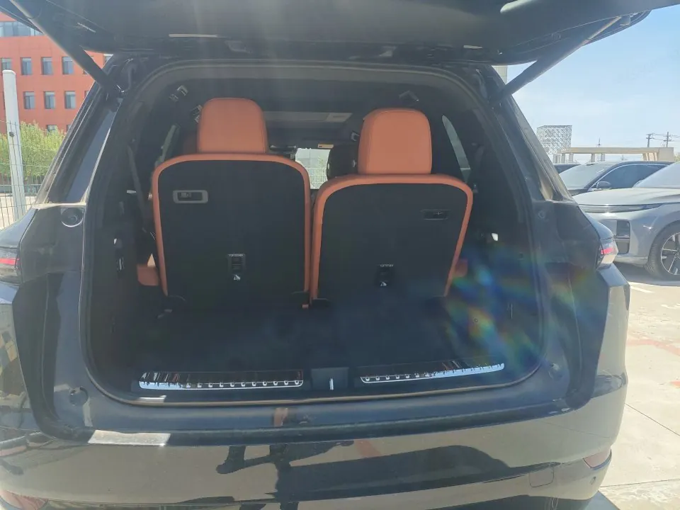 Li 2024 L9 Ultra automatic gear 8