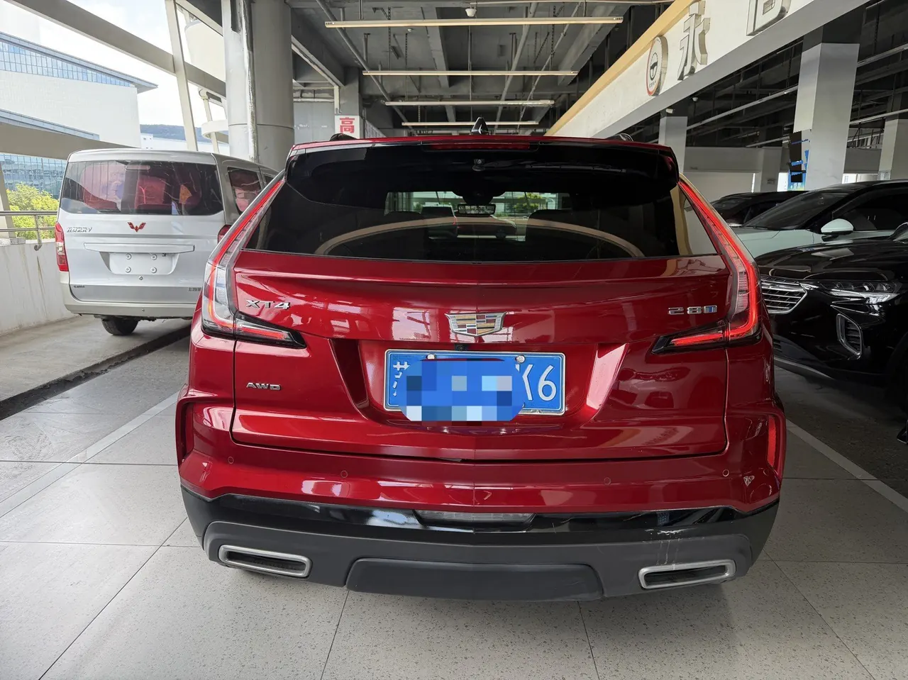 Cadillac 2024 XT4 48V 2.0T 28T 4-wheel drive luxury automatic gear 7