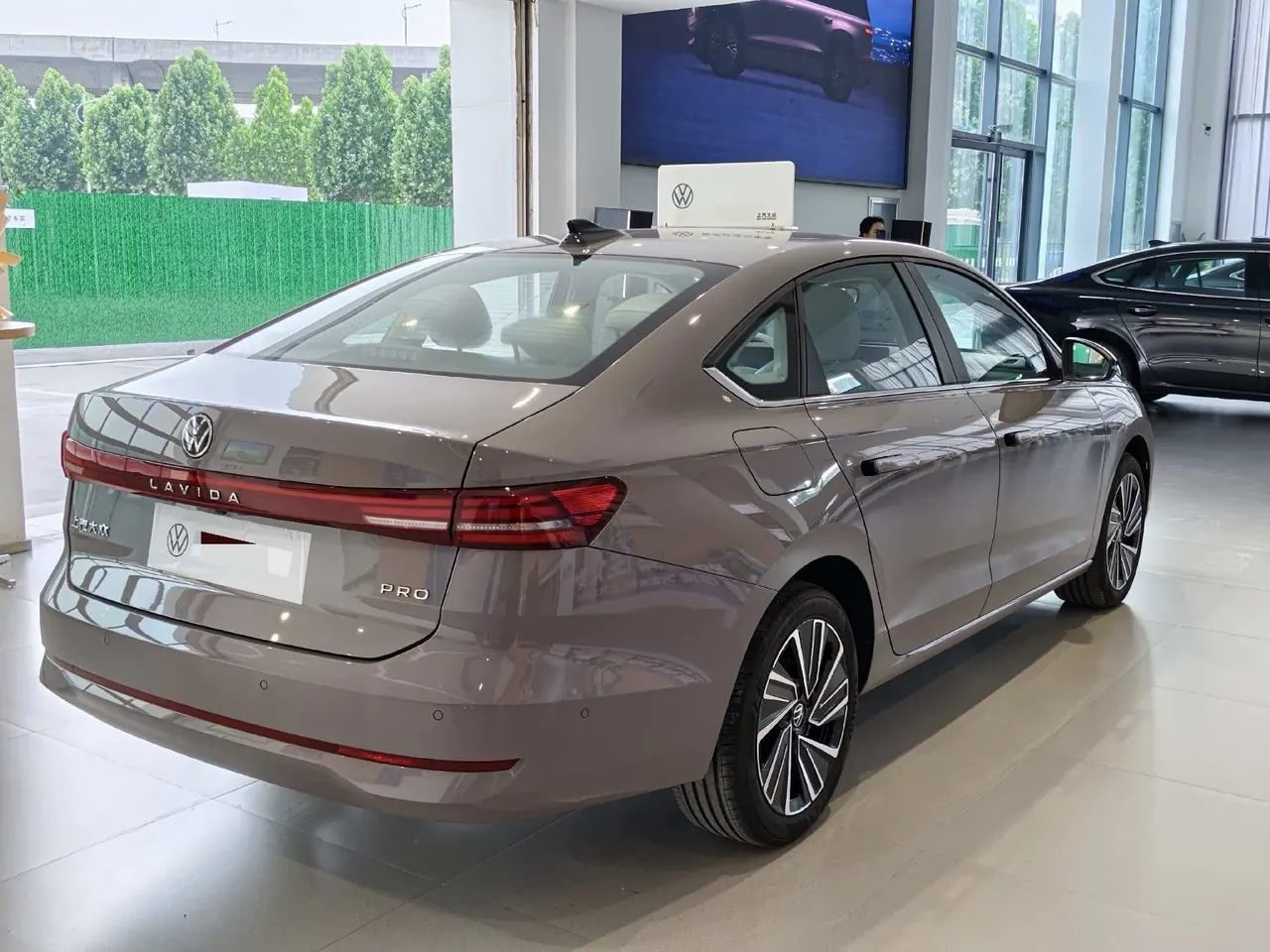 Volkswagen 2026 Lavida Pro 1.5TSI 300TSI Zhiyi Edition Automatic Gear 8