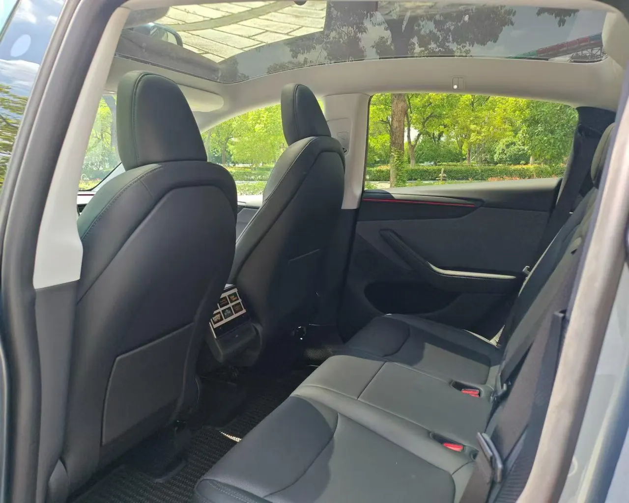 Tesla 2025 Model Y rear-wheel drive version automatic transmission 4