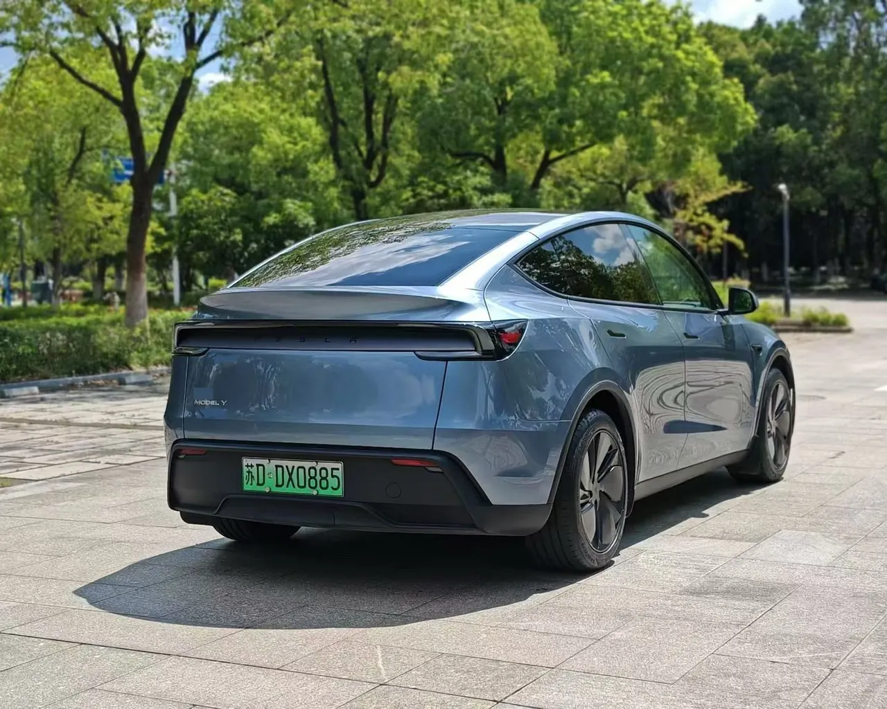 Tesla 2025 Model Y rear-wheel drive version automatic transmission 7