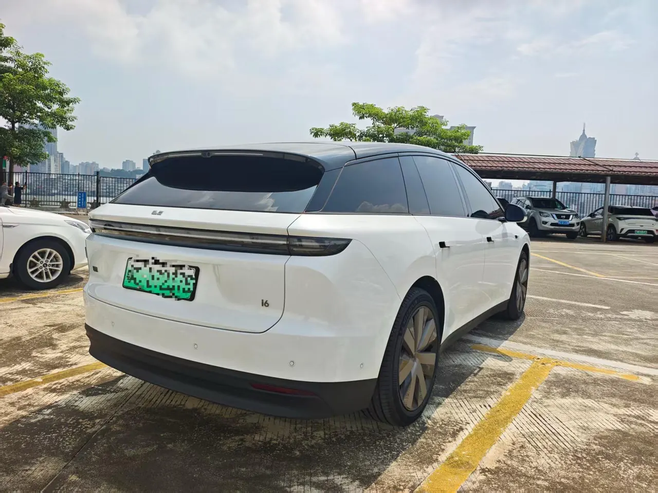 Li 2025 i6 four-wheel drive basic automatic transmission 3