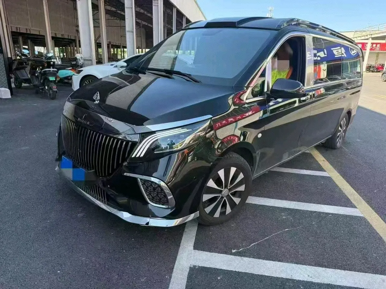 Mercedes Benz 2023 Vito 2.0T Elite Edition 7-seat Automatic Gear - View 1