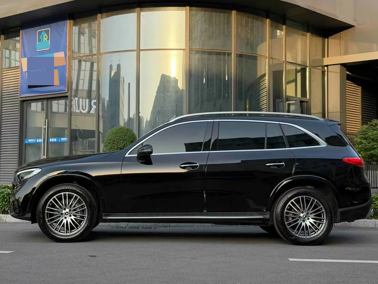 Mercedes Benz 2025 GLC 300 L 4MATIC 48V 2.0T dynamic 5-seat automatic gear 4