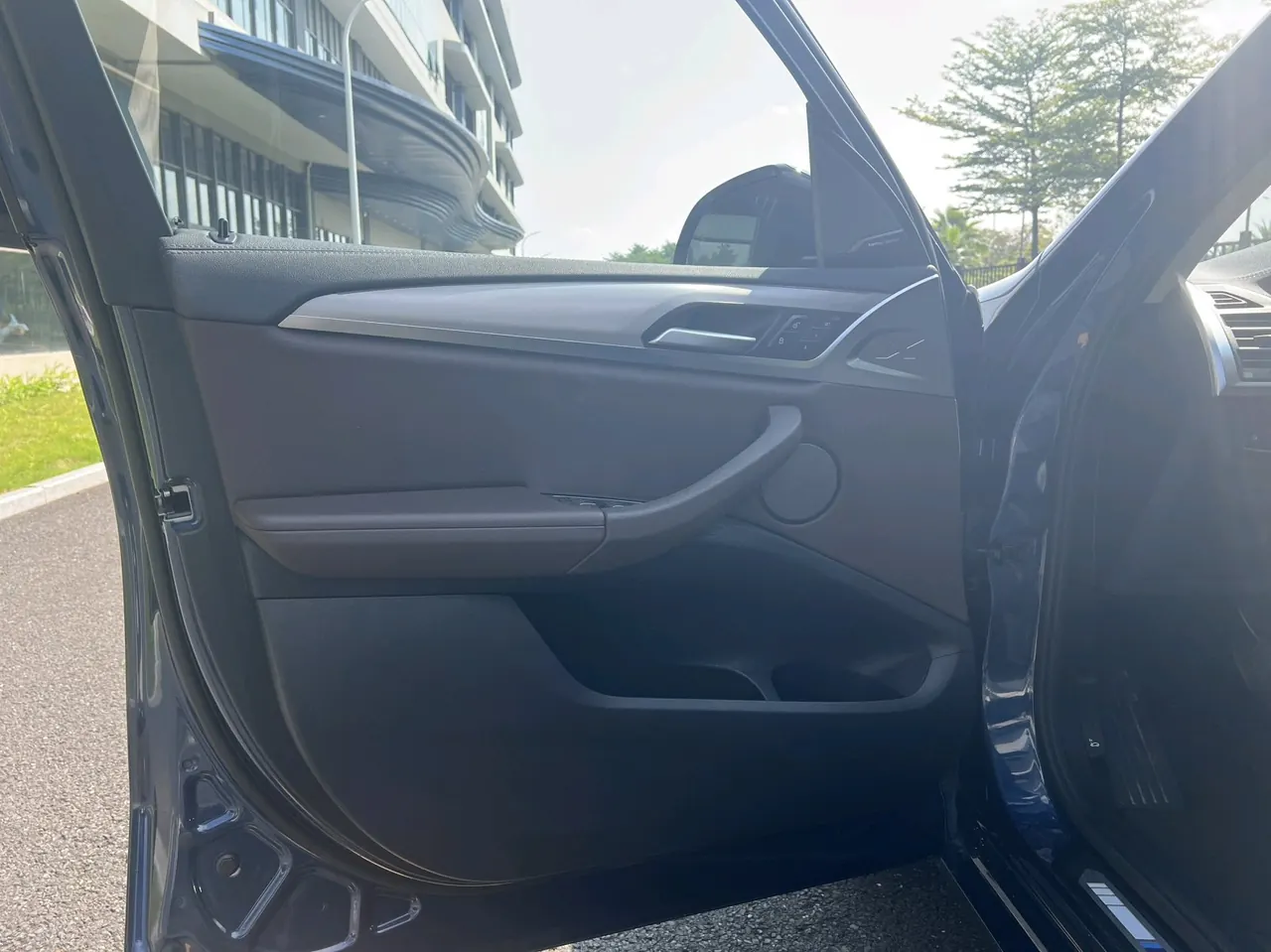 BMW 2022 iX3 Creat Collar Automatic 7