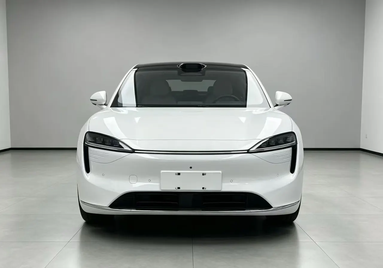 Intellectual 2024 R 7 667km Max automatic gear 2