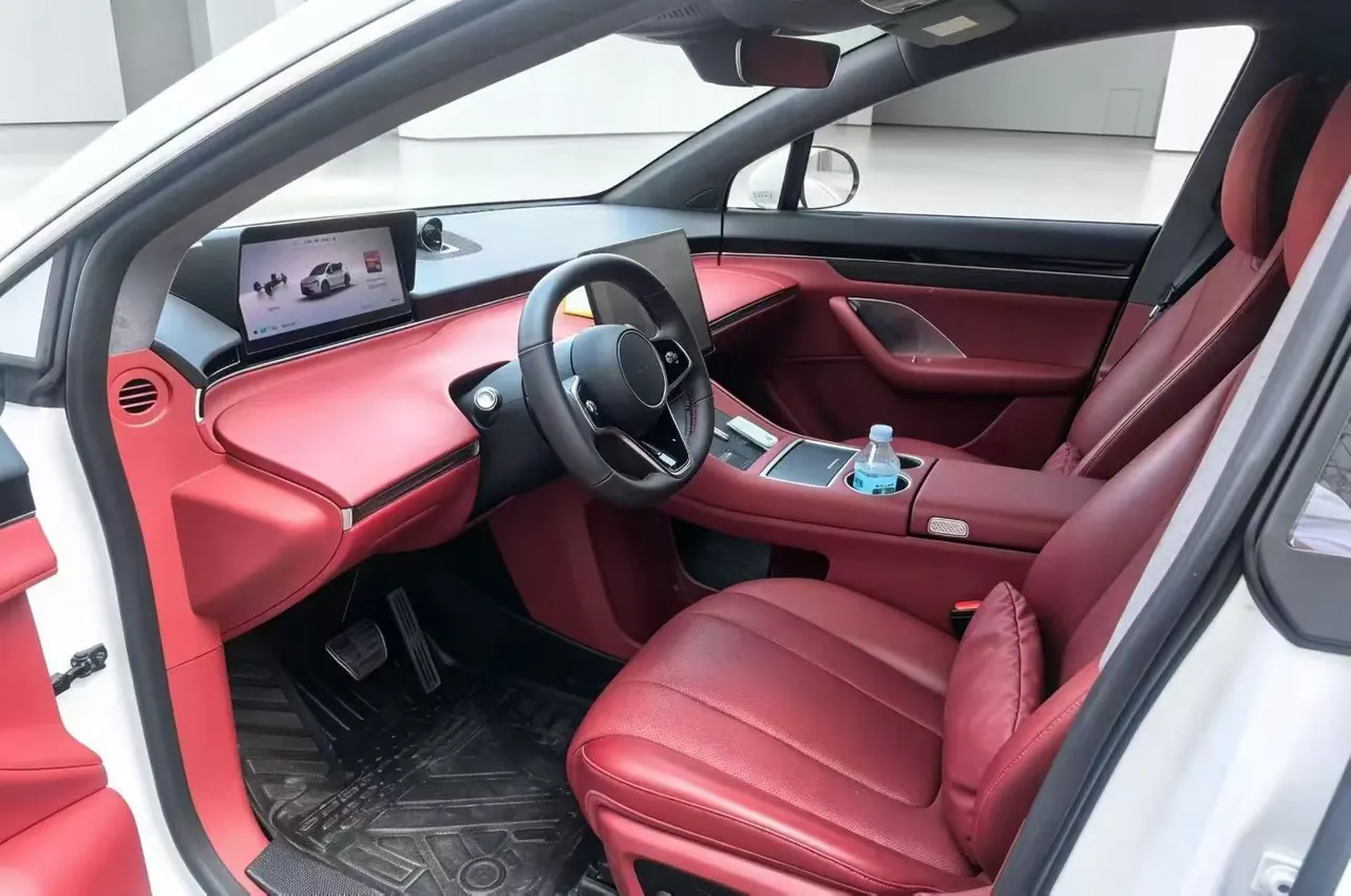 Intellectual 2024 R 7 667km Max automatic gear 6