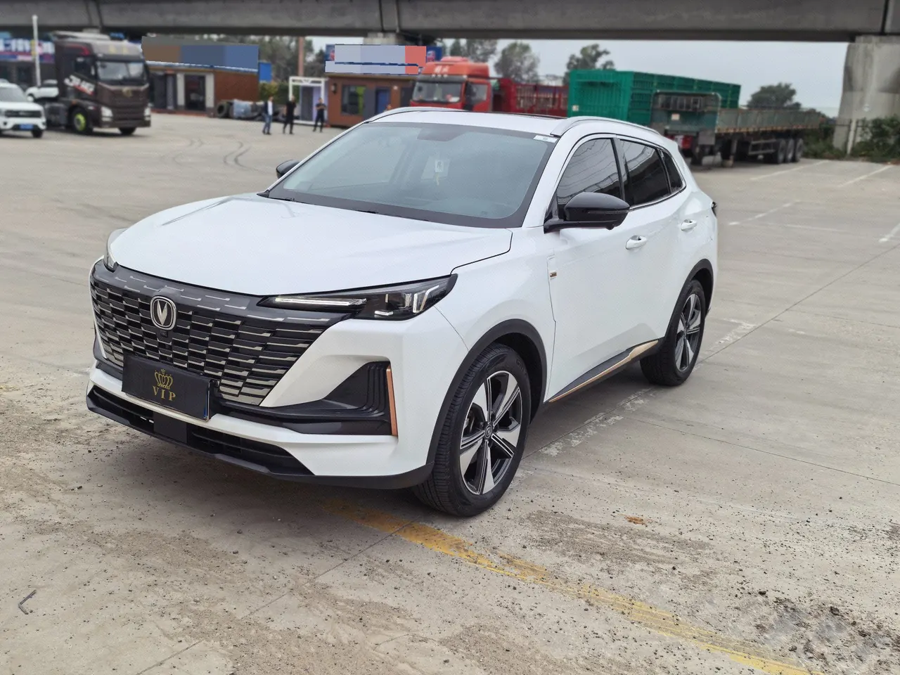 ChangAn 2022 CS55 PLUS 1.5T Honorable Automatic Gear - View 1