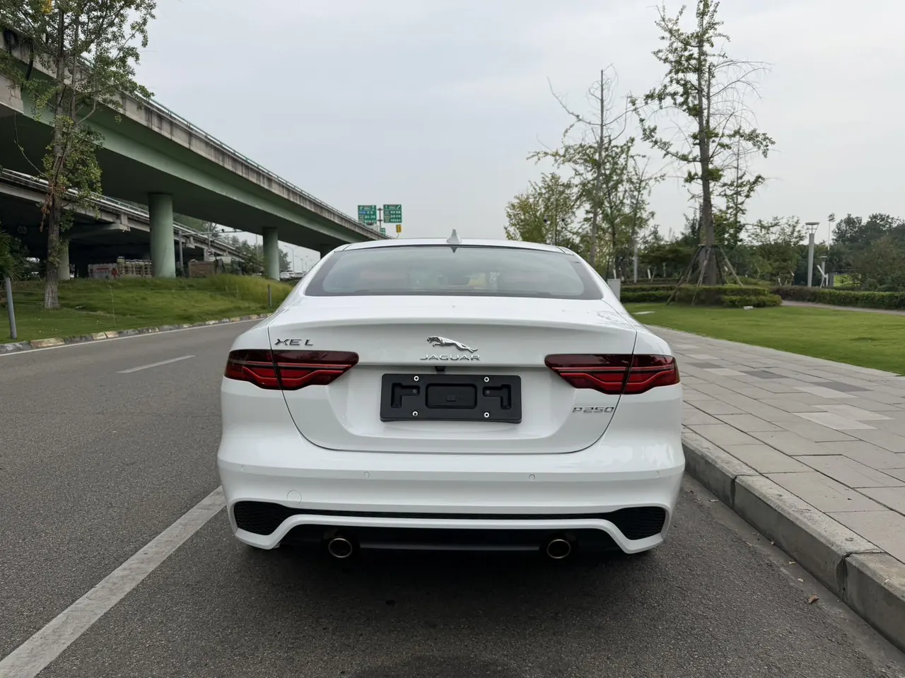 Jaguar 2021 XEL 2.0T 250PS R-DYNAMIC S Enterprising Sports Edition Automatic Gear 5