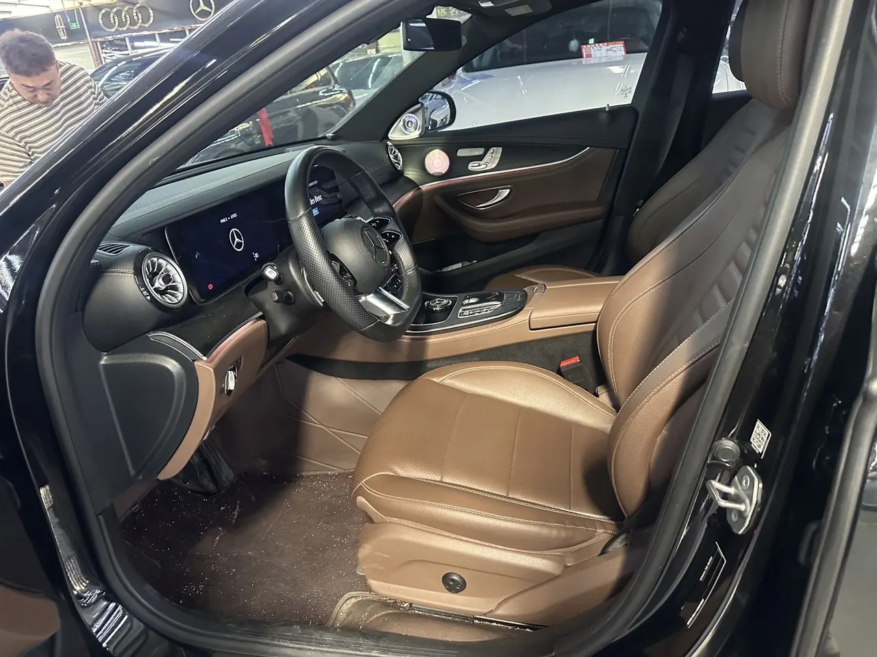 Mercedes Benz E Class 2022 E 300 L 2.0T Sports Fashion (Change 2) Automatic Gear 3
