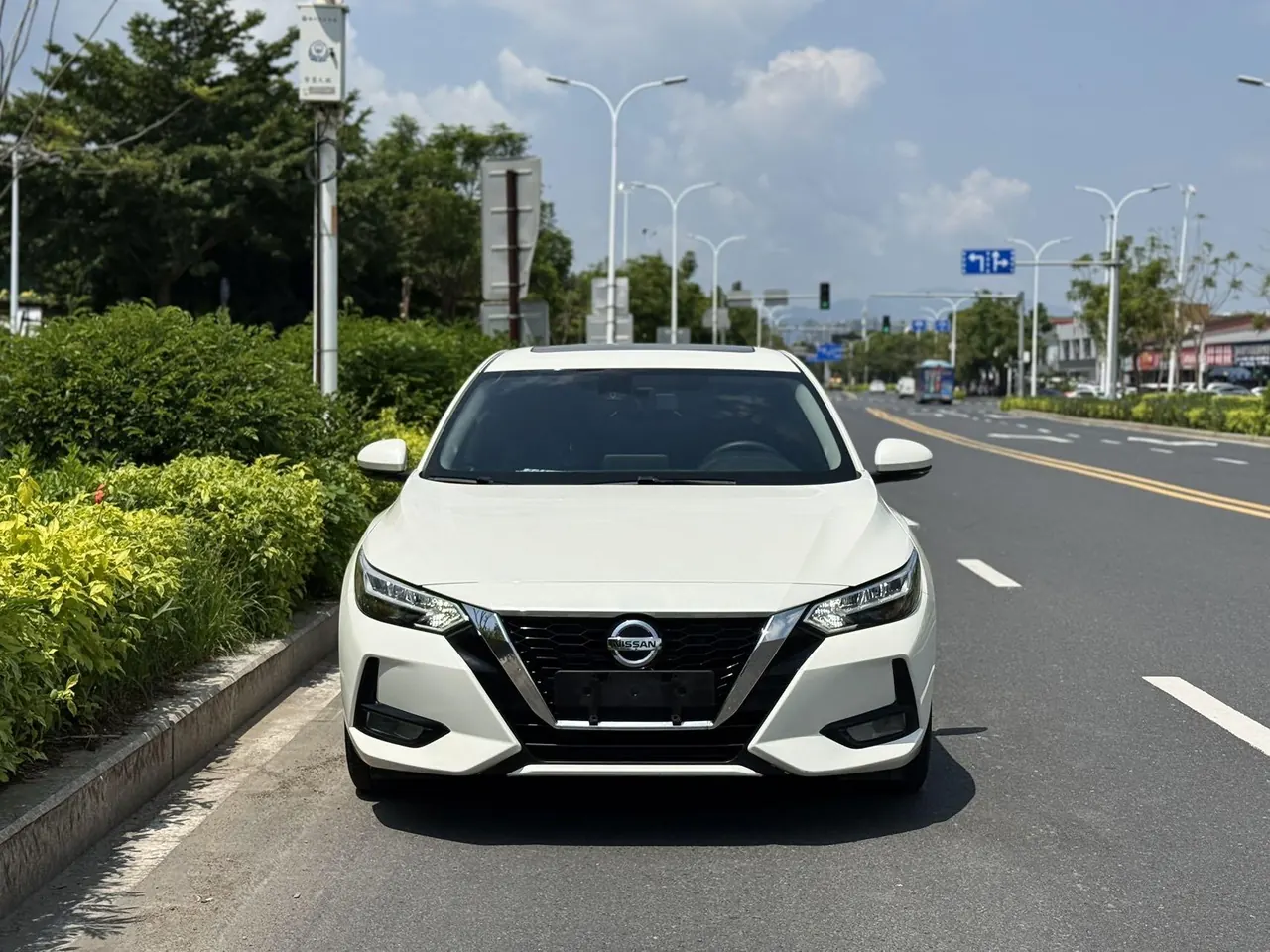 Nissan 2021 Sylphy 1.6 Stepless XL Pleasant Edition Automatic Gear 2