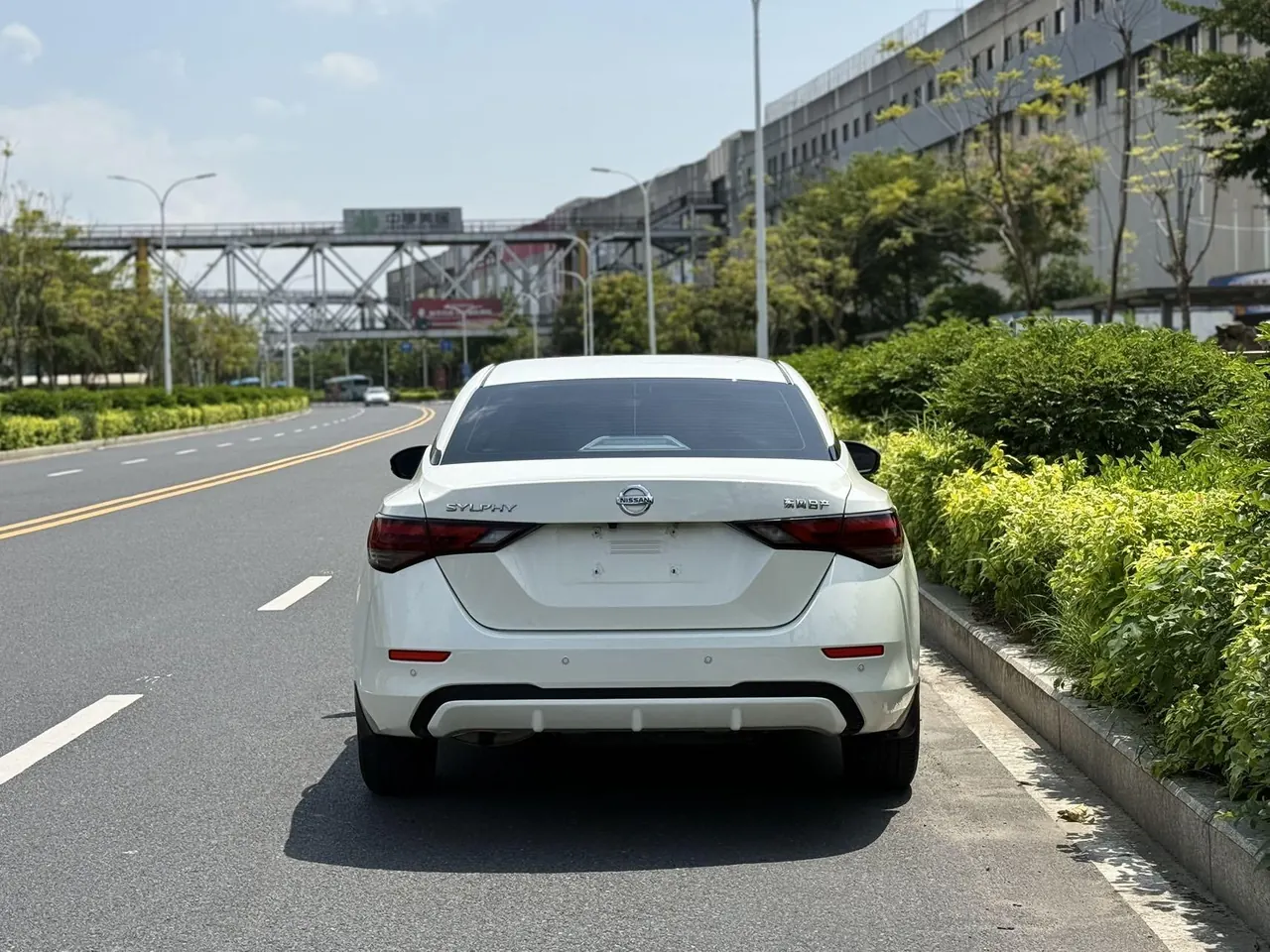 Nissan 2021 Sylphy 1.6 Stepless XL Pleasant Edition Automatic Gear 4
