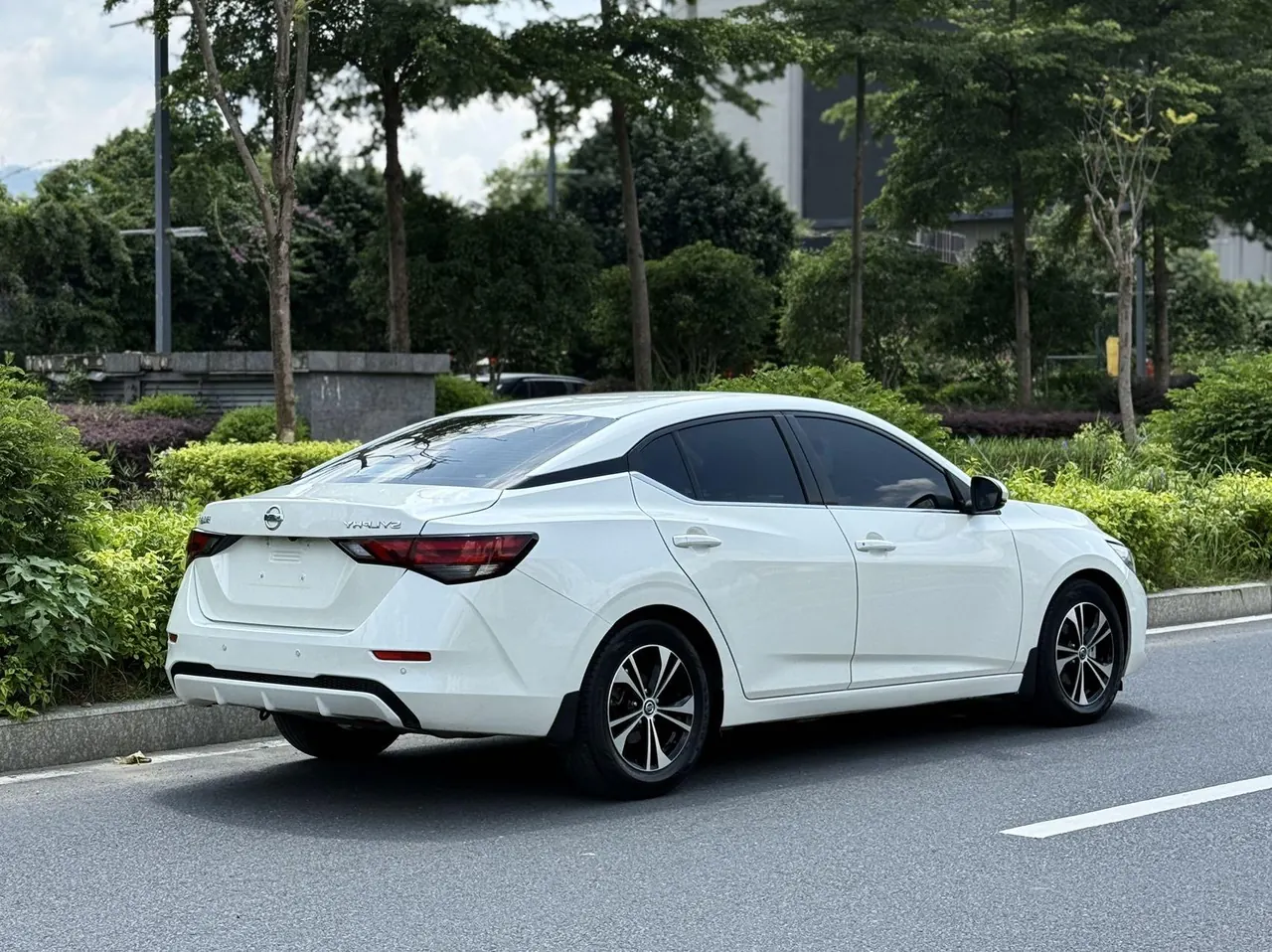 Nissan 2021 Sylphy 1.6 Stepless XL Pleasant Edition Automatic Gear 5