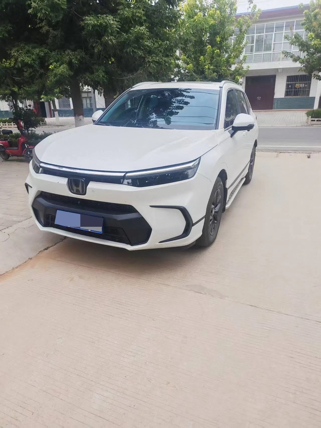 Honda 2025 Hao Ying 1.5T Stepless 240TURBO Two-Drive Deluxe Edition 5-seat Automatic Gear - View 1