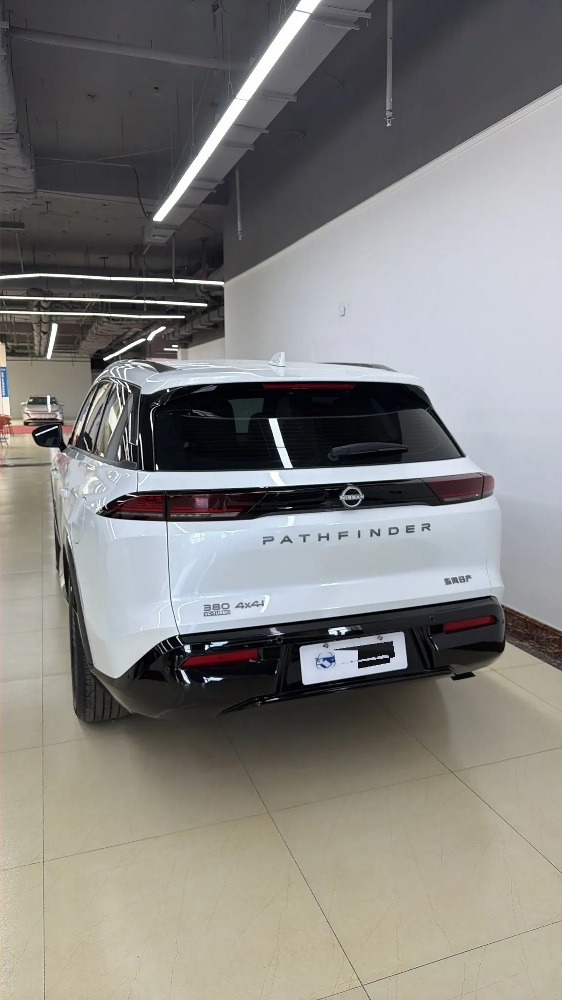 Nissan 2024 Land Exploration 2.0T 380VC-TURBO Four-wheel Drive Intelligent Driving Edition 6-seat Automatic Gear 3