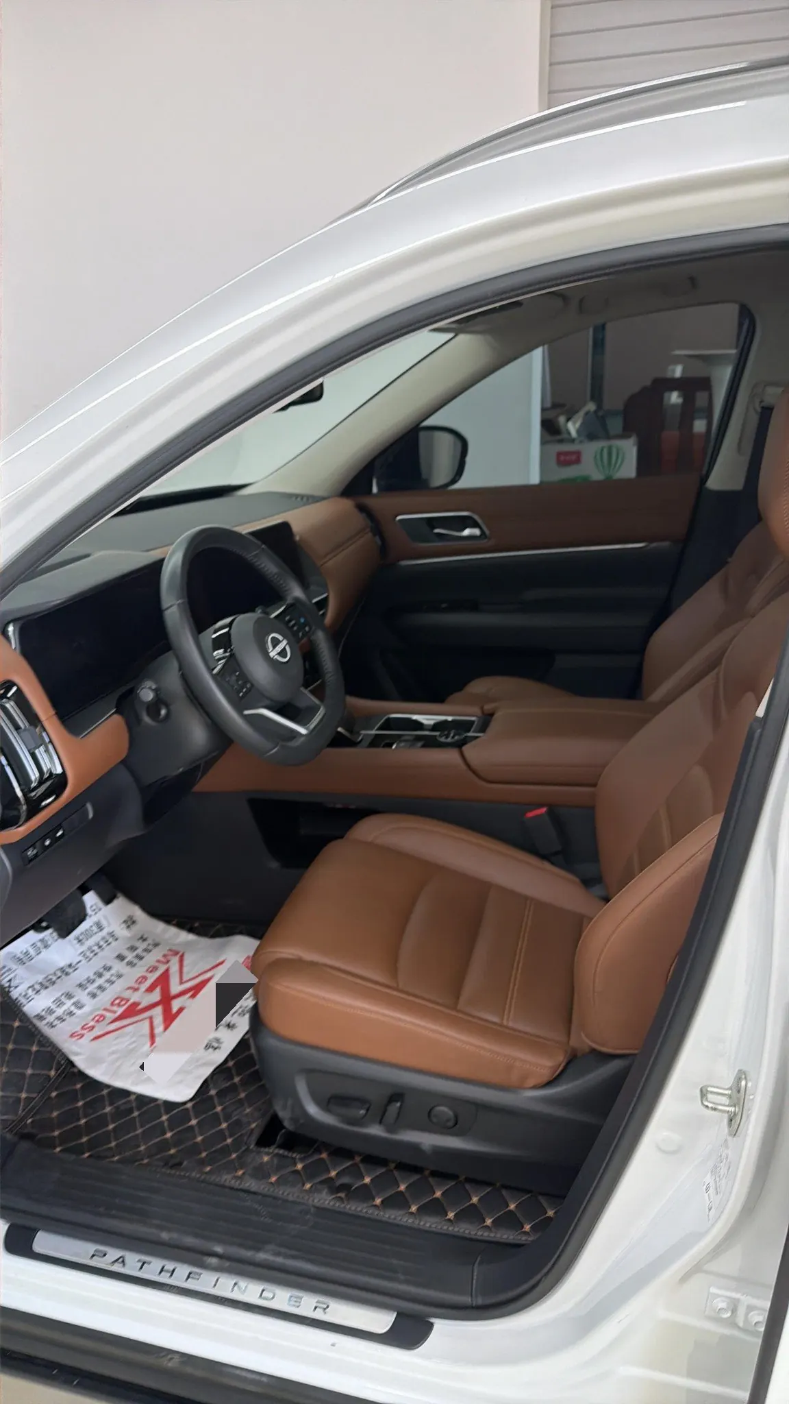 Nissan 2024 Land Exploration 2.0T 380VC-TURBO Four-wheel Drive Intelligent Driving Edition 6-seat Automatic Gear 4