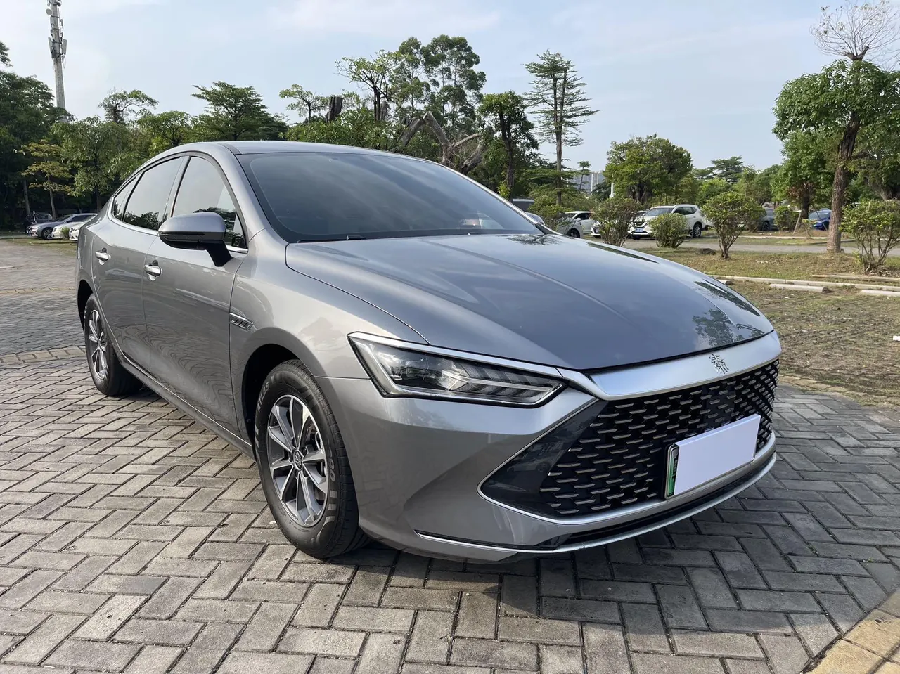 BYD 2024 Qin PLUS DM-i 1.5 stepless glory version 55KM leading automatic gear 3