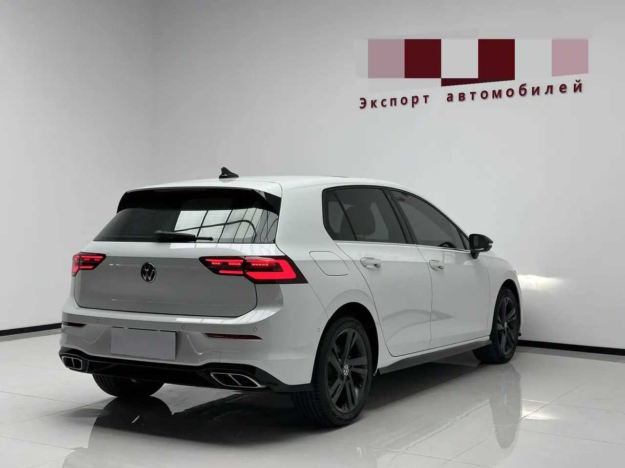 Volkswagen 2023 Golf 8 R-Line 1.4TSI 280TSI Automatic 6