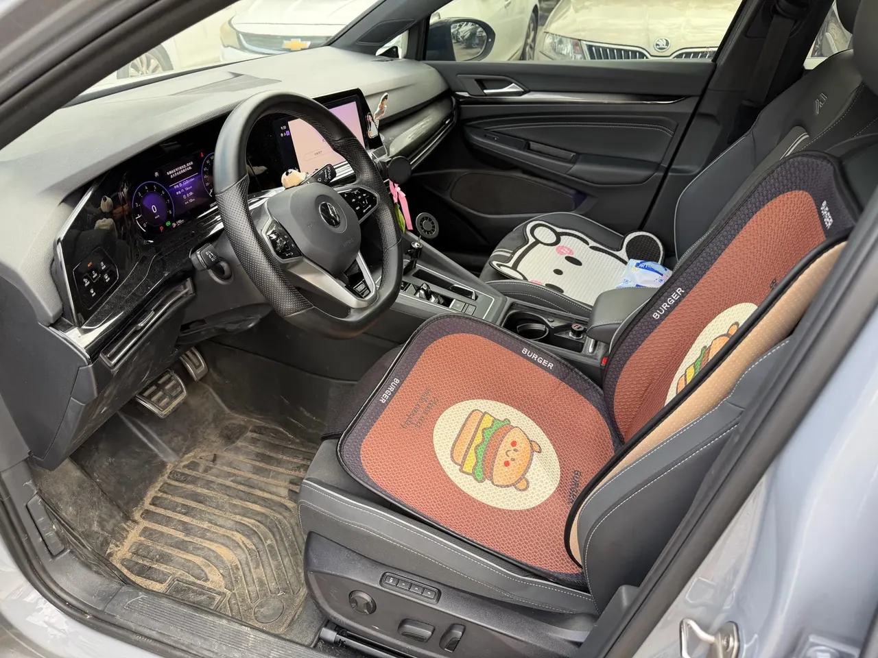 Volkswagen 2023 Golf 8 R-Line 1.4TSI 280TSI Automatic 4