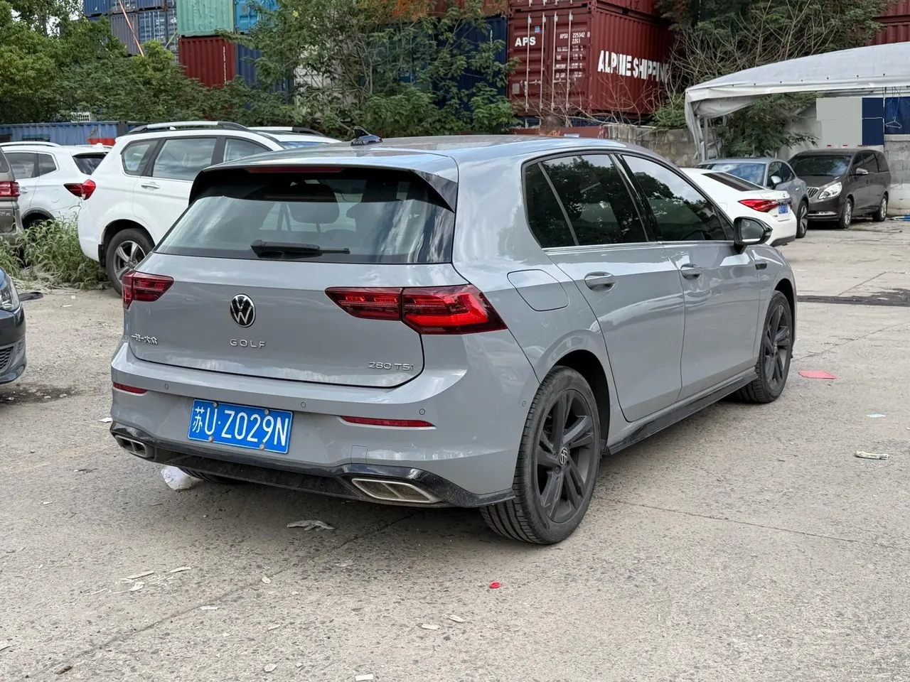 Volkswagen 2023 Golf 8 R-Line 1.4TSI 280TSI Automatic 9
