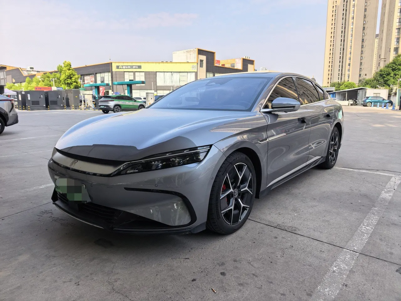 BYD 2022 Han Chuangshi 715KM precursor flagship automatic gear - View 1
