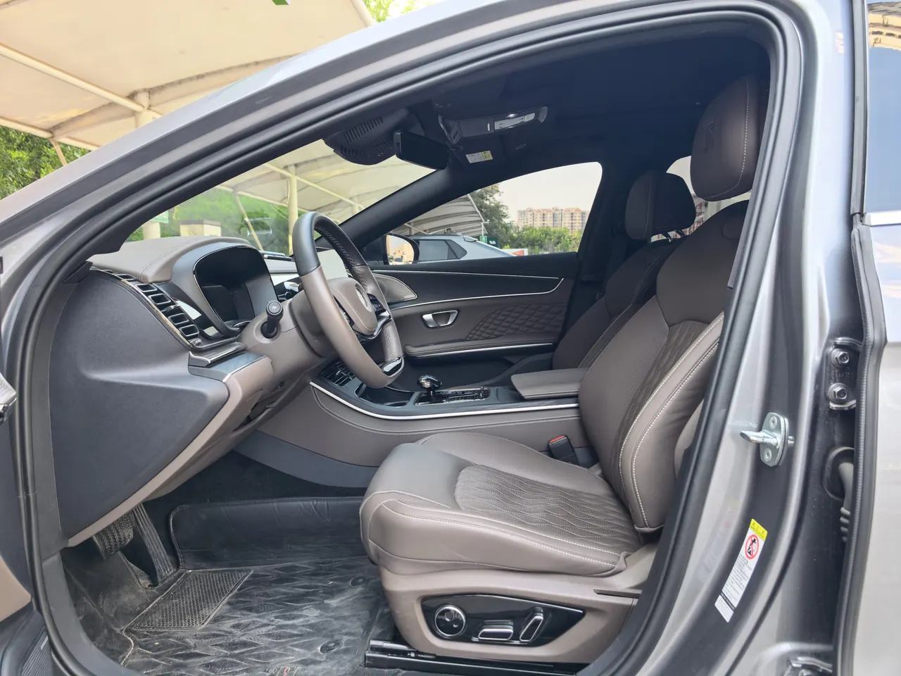 BYD 2022 Han Chuangshi 715KM precursor flagship automatic gear 6