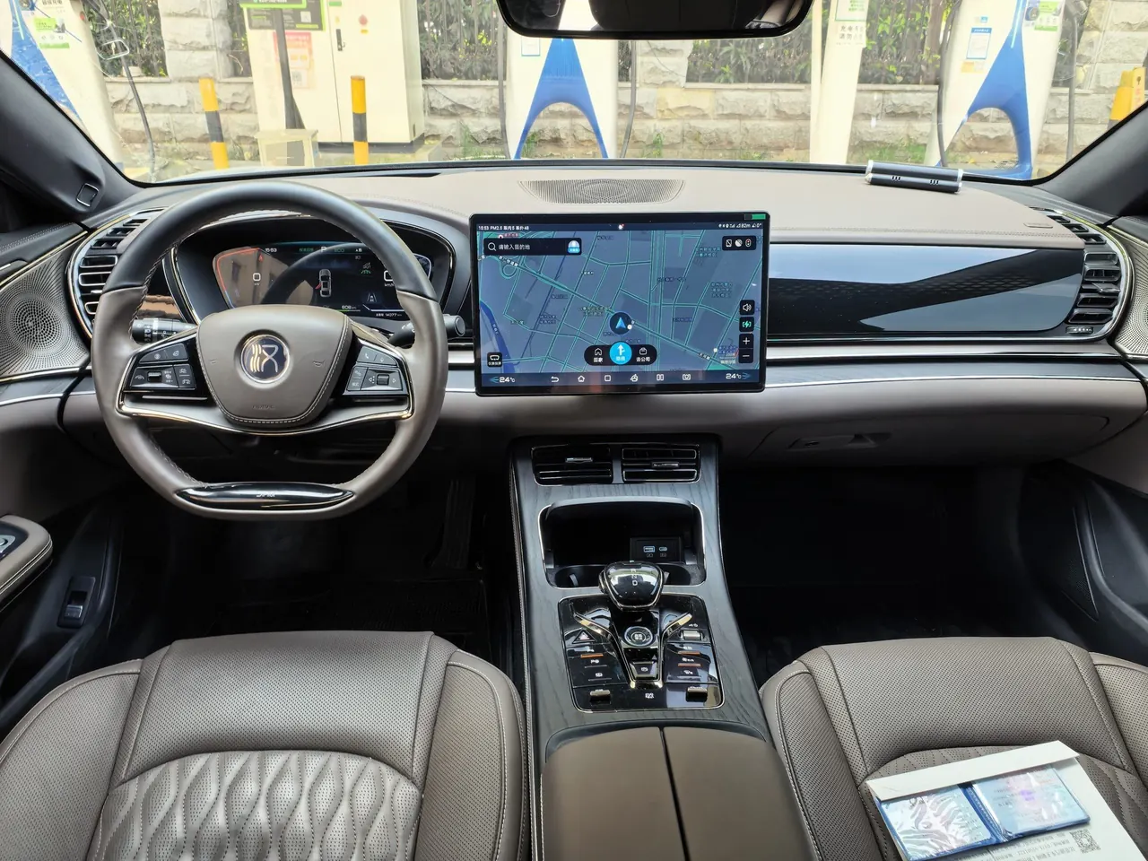 BYD 2022 Han Chuangshi 715KM precursor flagship automatic gear 8