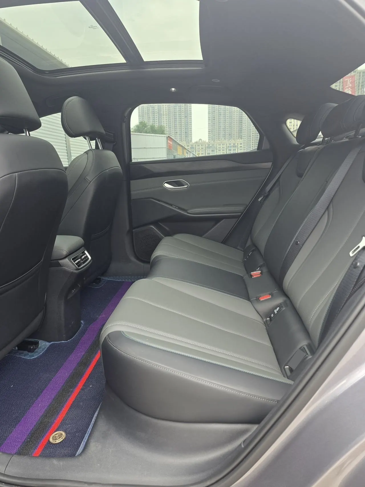 BYD 2025 Qin L EV 470KM Leading Automatic Gear 5