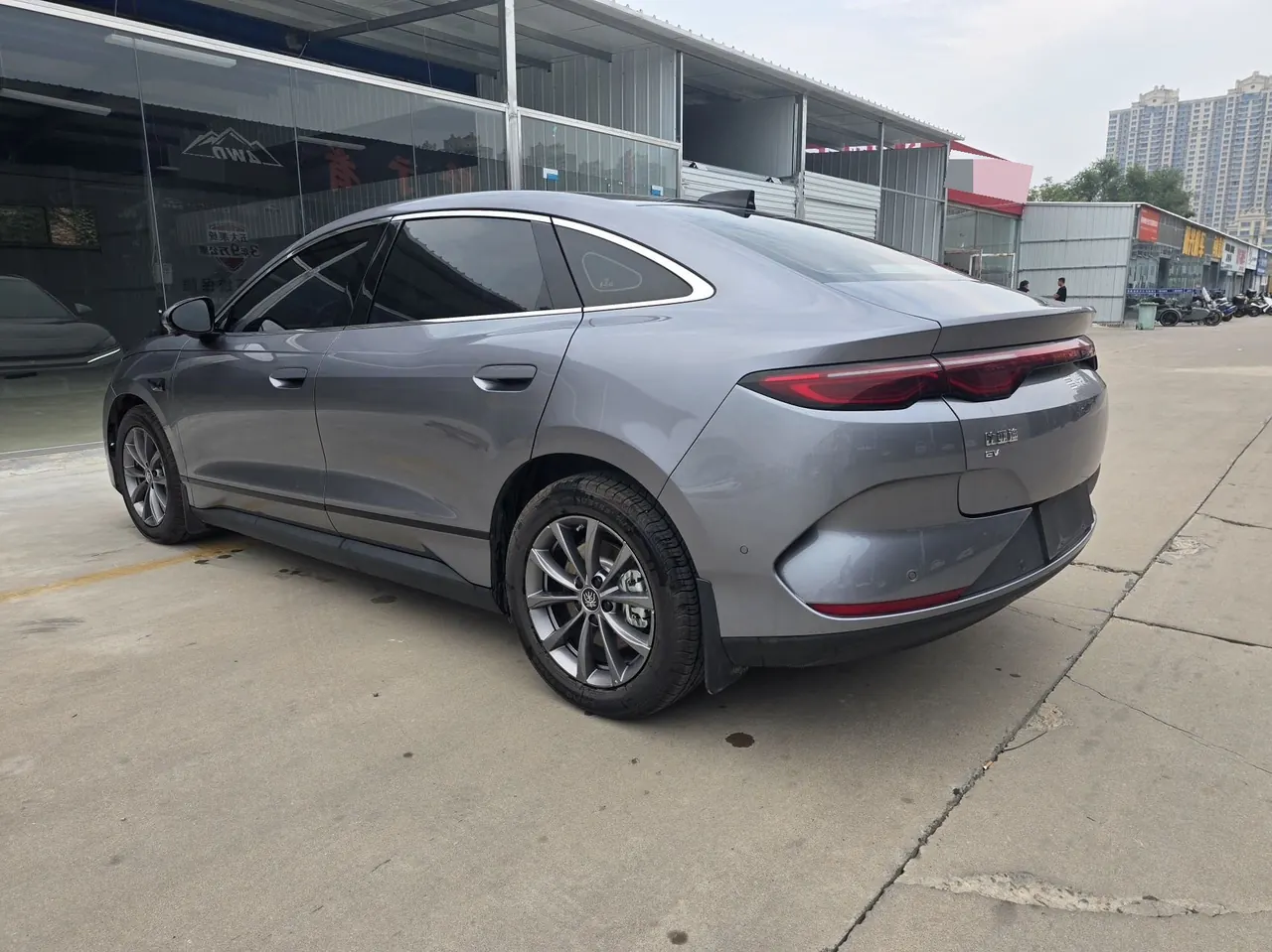 BYD 2025 Qin L EV 470KM Leading Automatic Gear 7