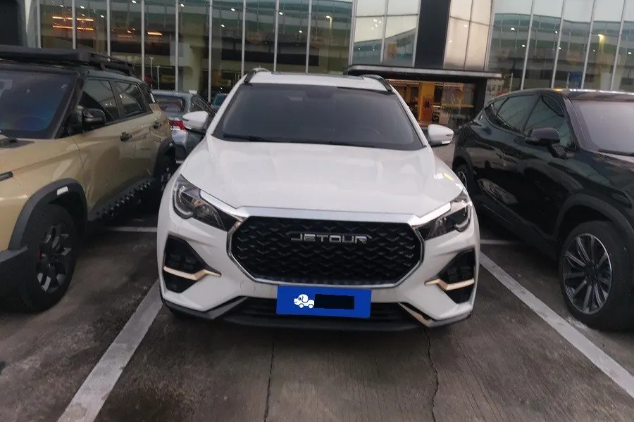 Jetour 2024 X70 1.5T Glory PRO7 Automatic Gear 3