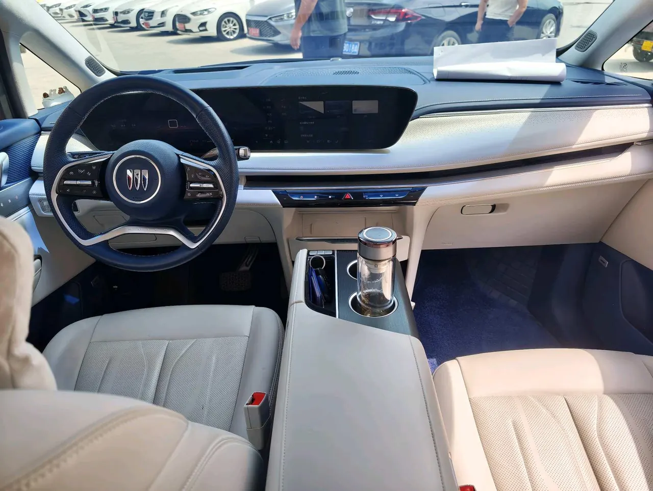 Buick 2024 GL8 Lu Zun PHEV 1.5T Luxury Edition 7-seat Automatic Gear 7