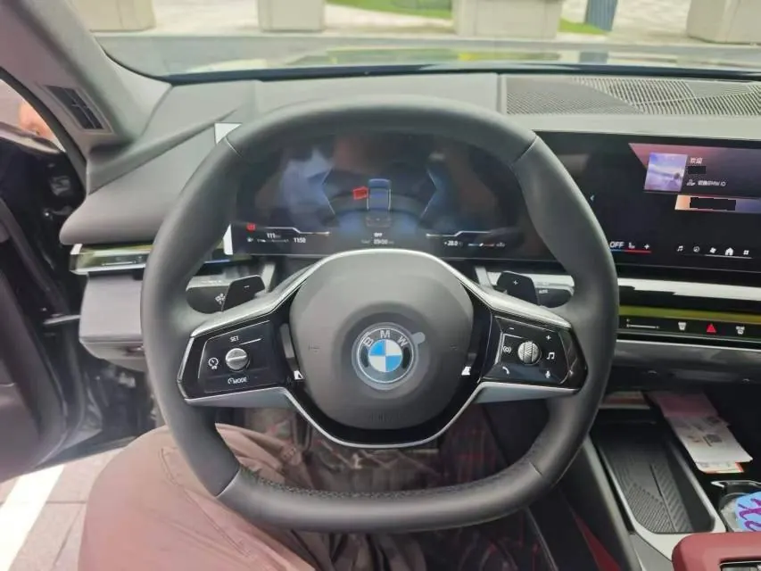 BMW 5 Series 2024 530Li 48V 2.0T Leading Luxury Suit Automatic Gear 5