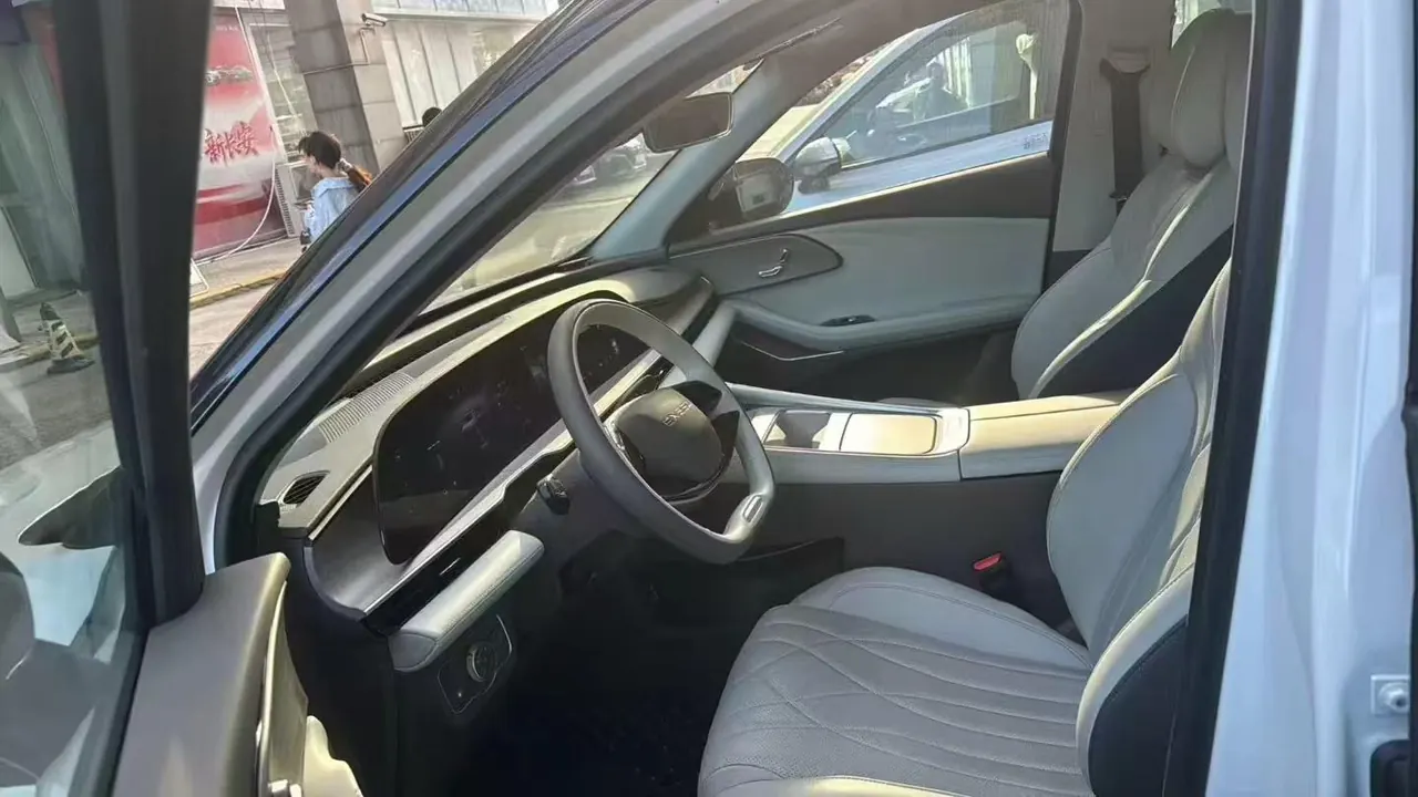 Xingtu 2026 Eta Eta Eta C- DM 1.5T Global Edition 120 Long Endurance Two-Drive Automatic Gear 3