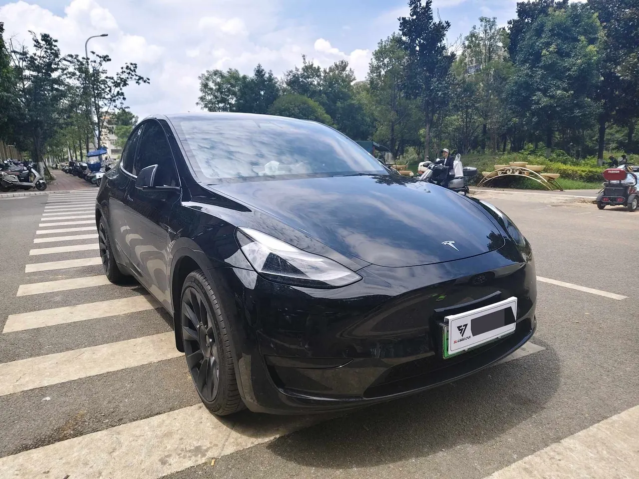 Tesla 2022 Model Y rear-wheel drive version automatic transmission 3