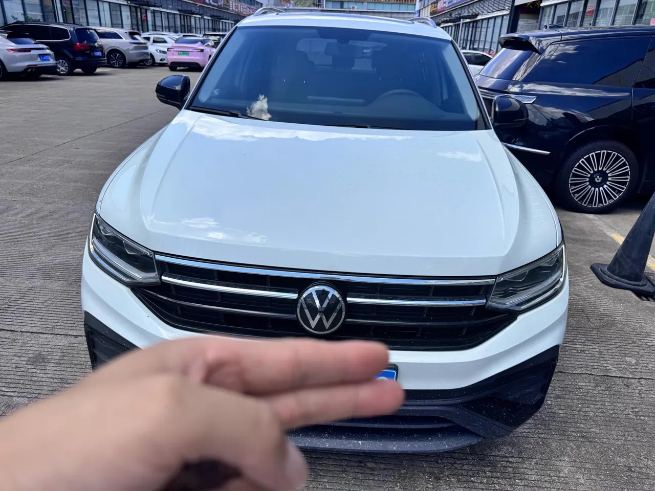 Volkswagen 2024 Tiguan L 1.5TSI 300TSI Two‑Wheel‑Drive Longteng Edition Automatic Transmission 2