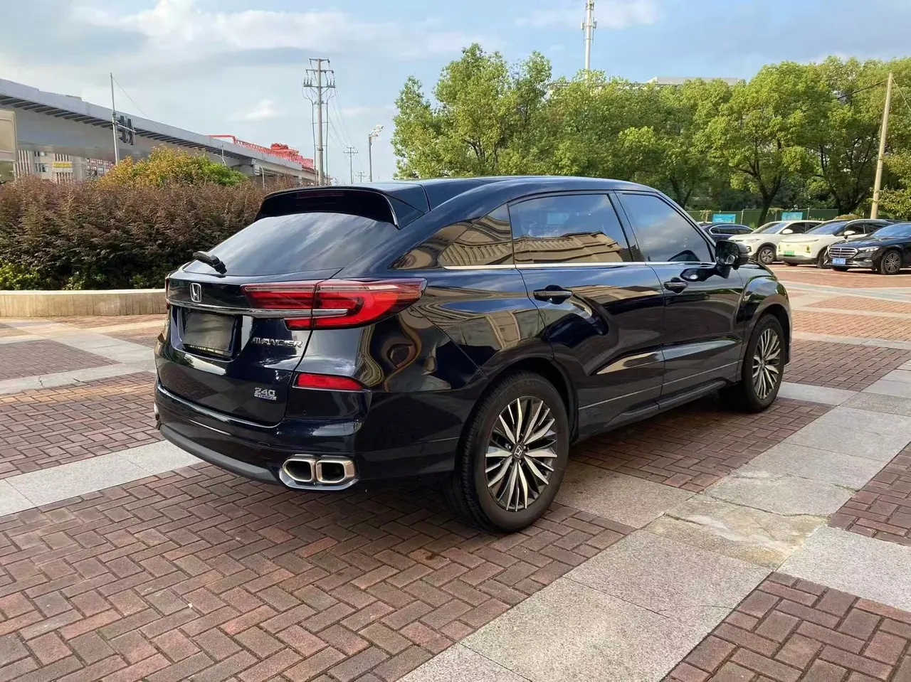 Honda 2023 Crown Road 1.5T Stepless 240TURBO Two-Drive Smart Edition Automatic Gear 13