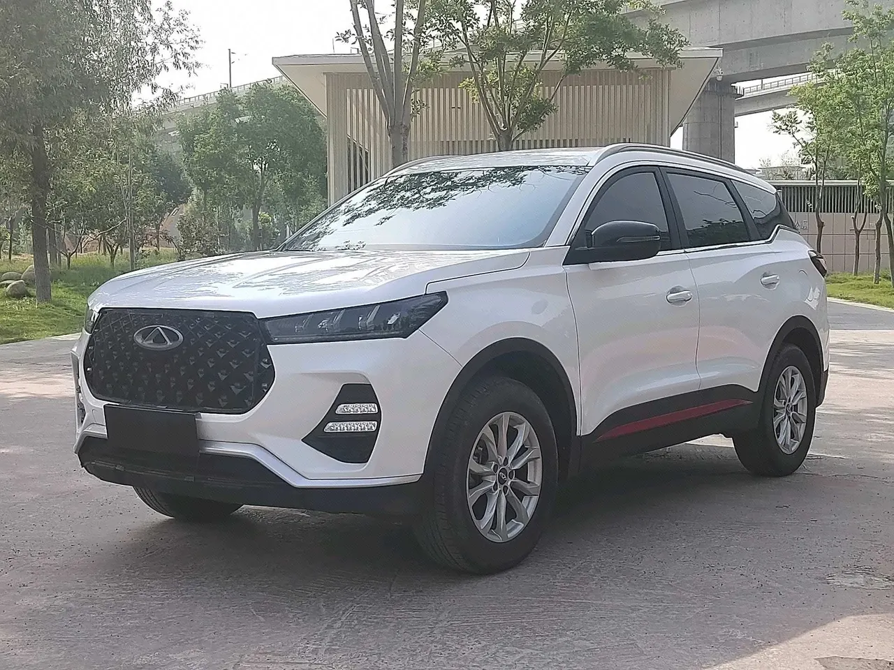 Chery 2023 Ruihu 7 1.5T Super Edition Super Guard Manual Gear - View 1
