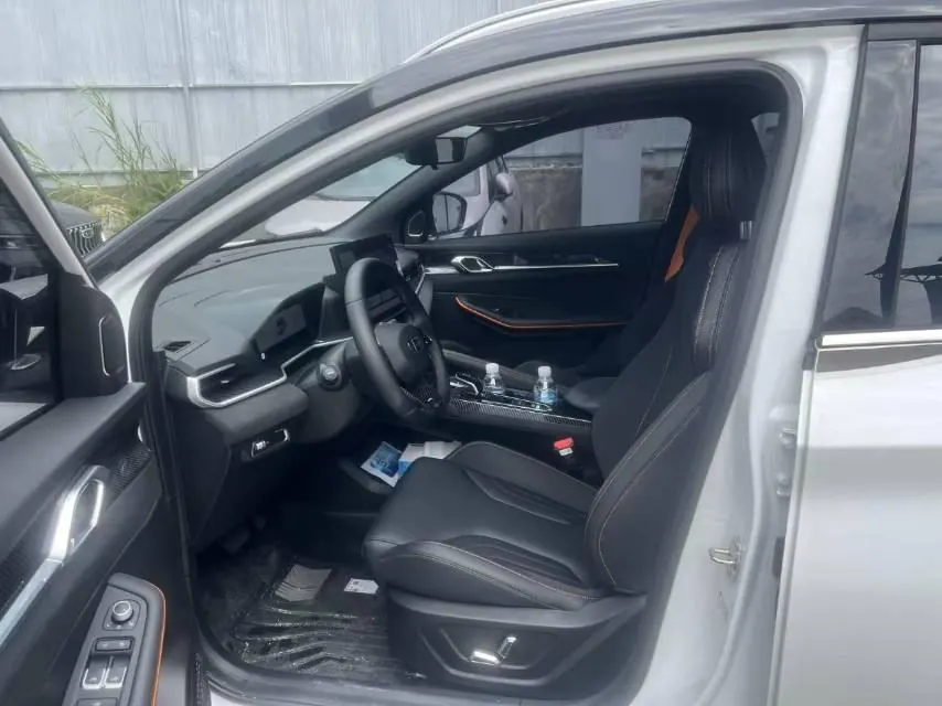 Geely 2025 Plantronics L 1.5TD Battle Automatic Gear 4