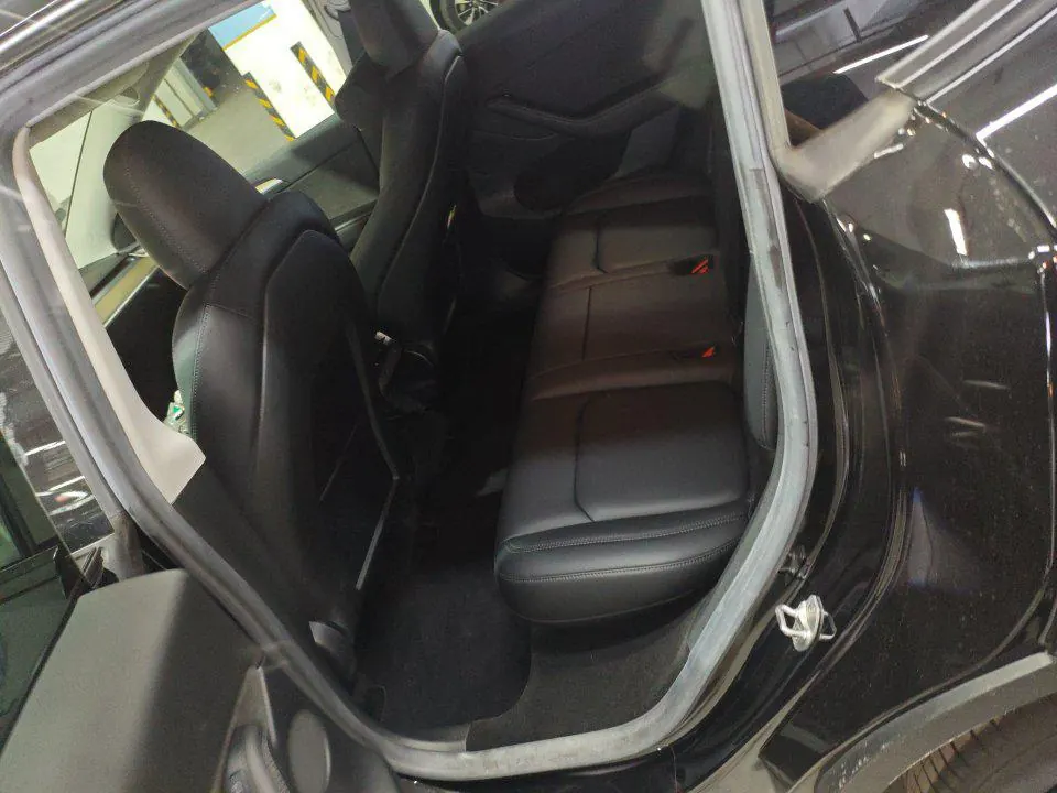 Tesla 2022 Model Y Performance high-performance all-wheel drive version (facelift) automatic gear 3